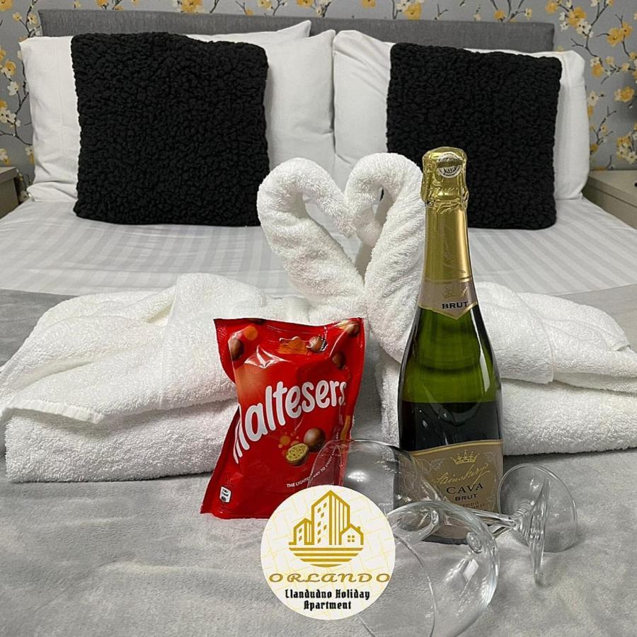 Orlando Llandundo Apartment Ландъндо Екстериор снимка