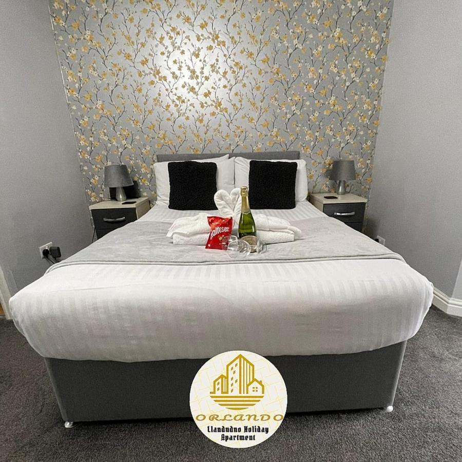 Orlando Llandundo Apartment Ландъндо Екстериор снимка