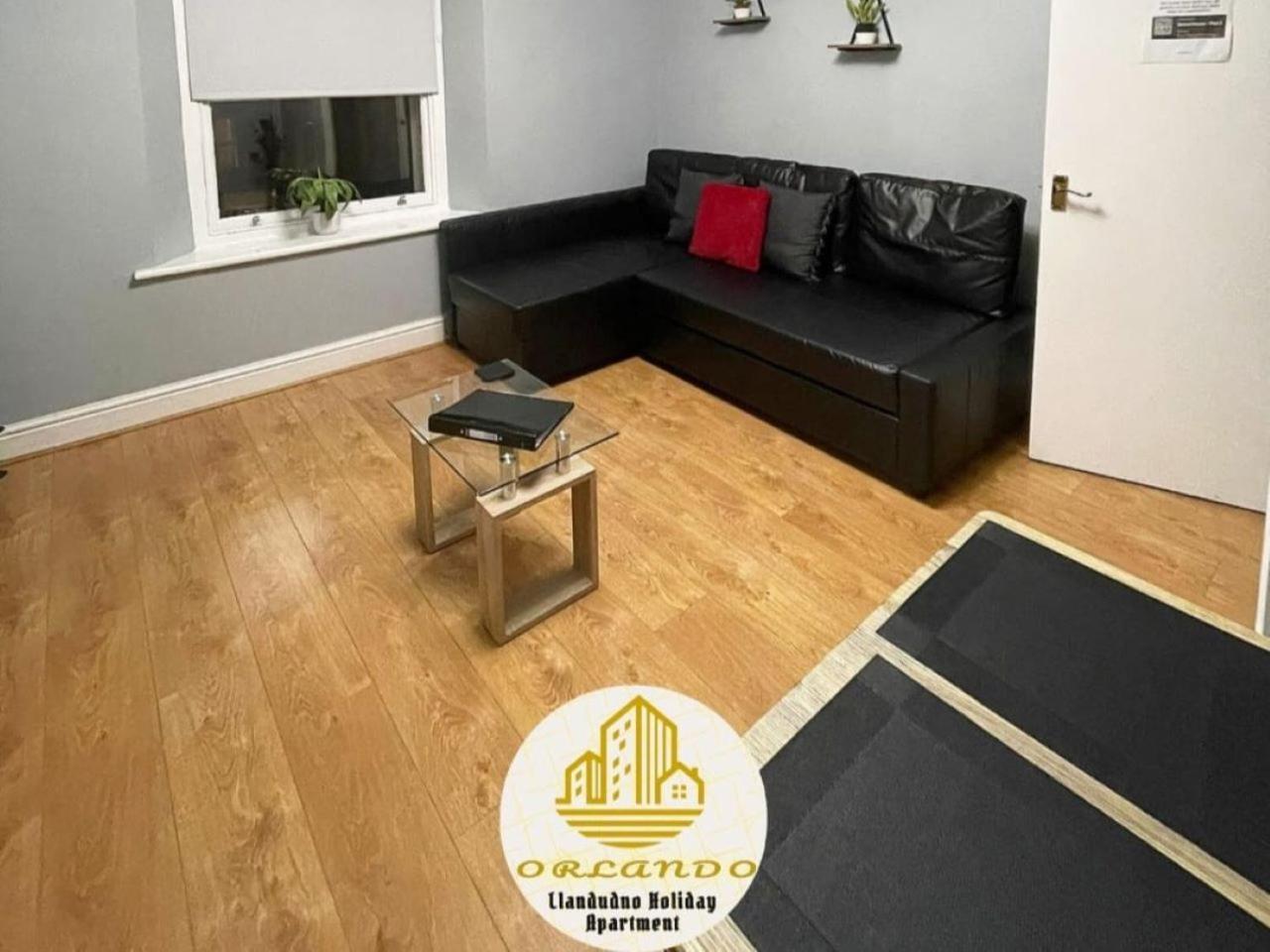 Orlando Llandundo Apartment Ландъндо Екстериор снимка